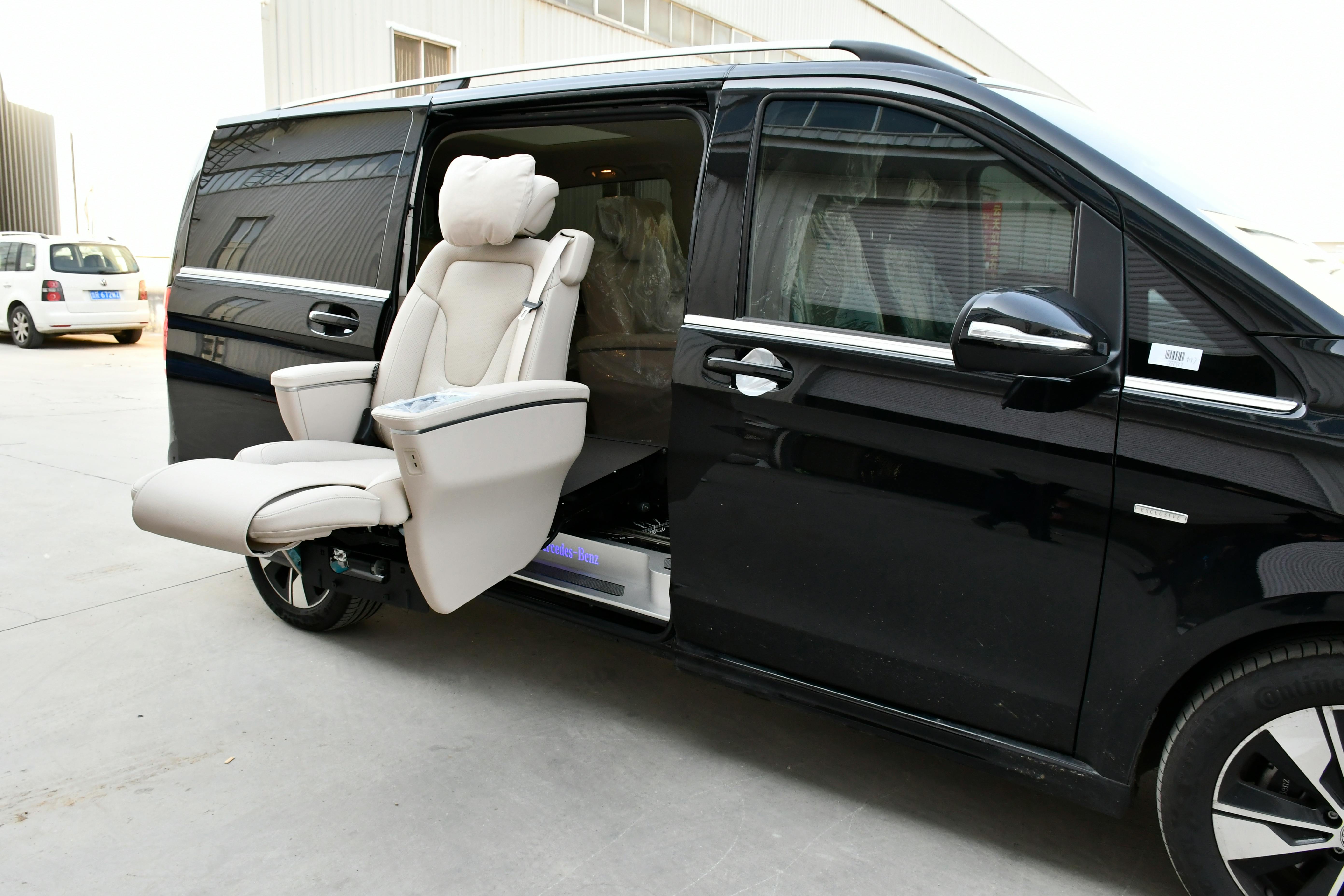 How a Langley Wine Tour Limo Enhances Your Wine Tasting Experience